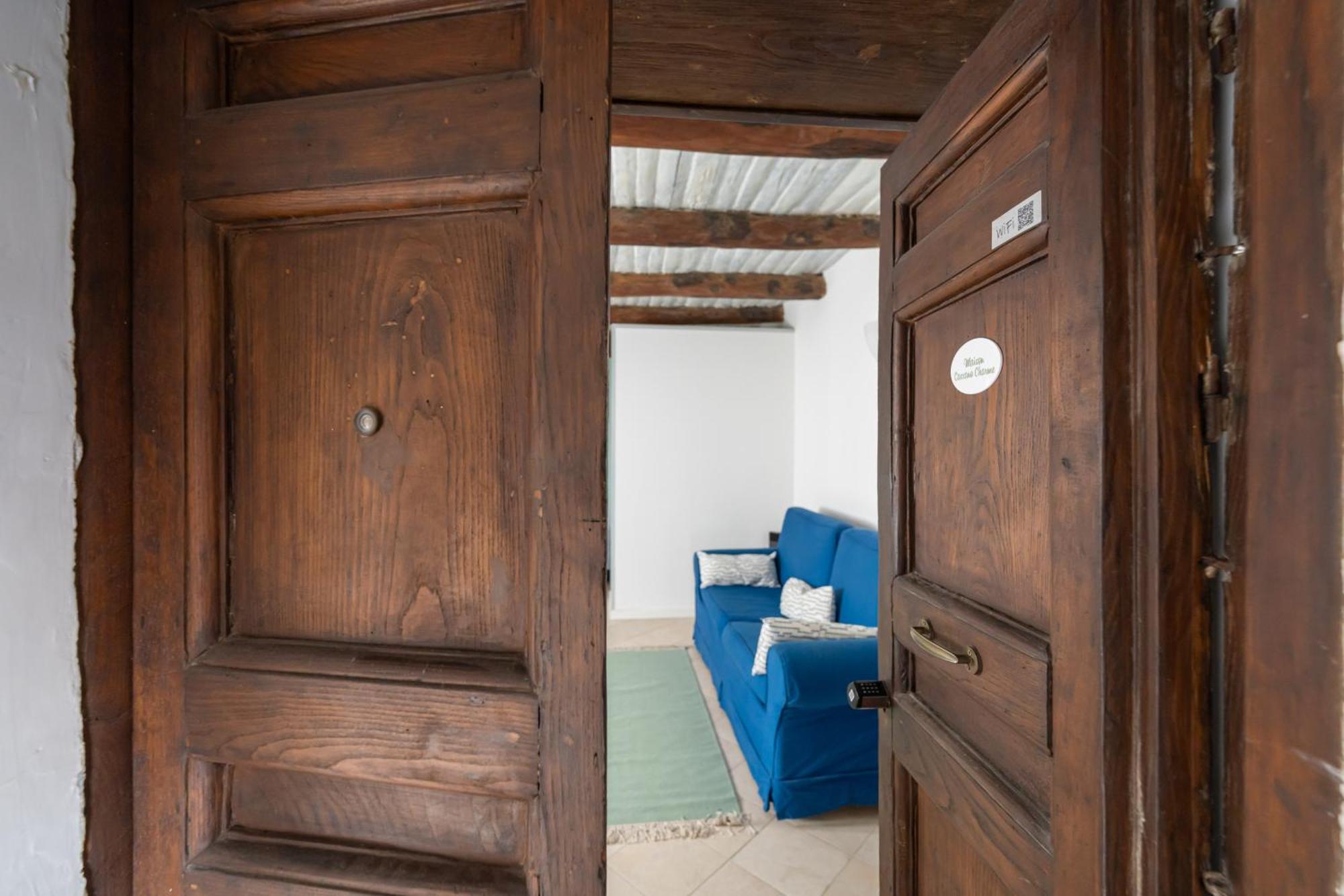 Maison Cassano Charme Apartment Naples Exterior photo